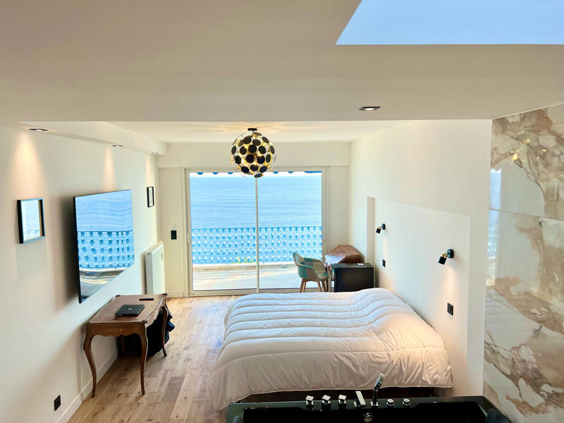 Appartement - 180 m² - 6 pièces