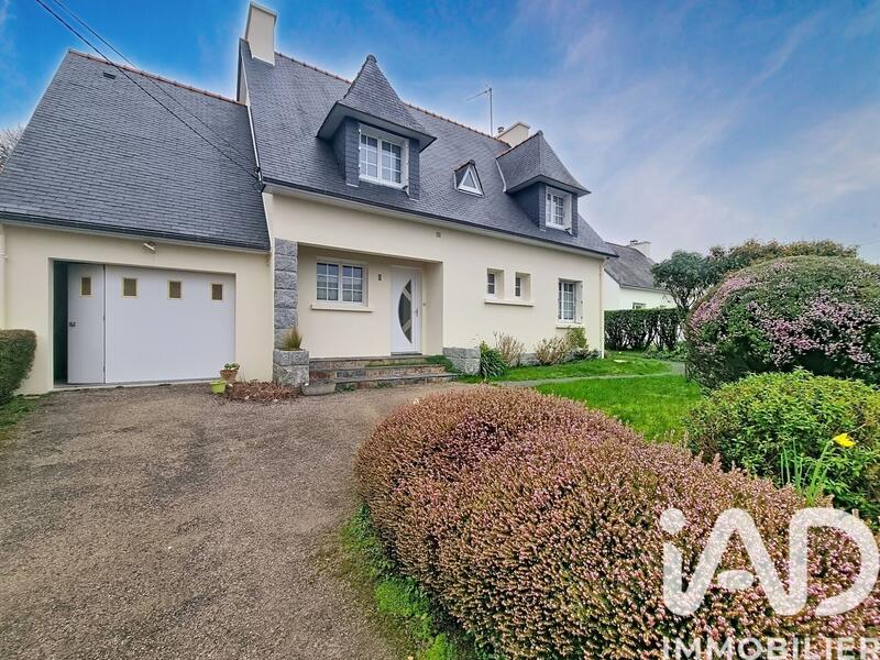 Maison - 149 m² - 8 pièces