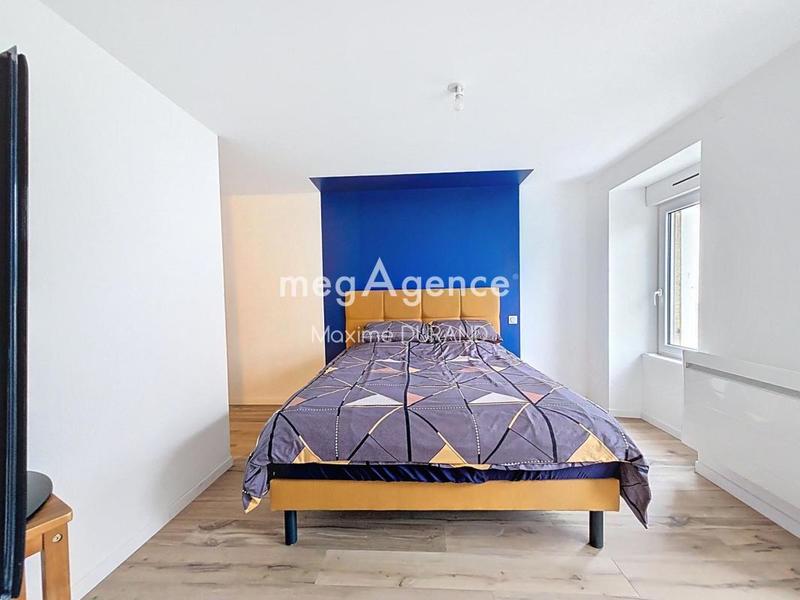 Maison - 102 m² - 4 pièces