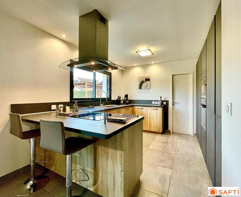 Maison - 139 m² - 7 pièces