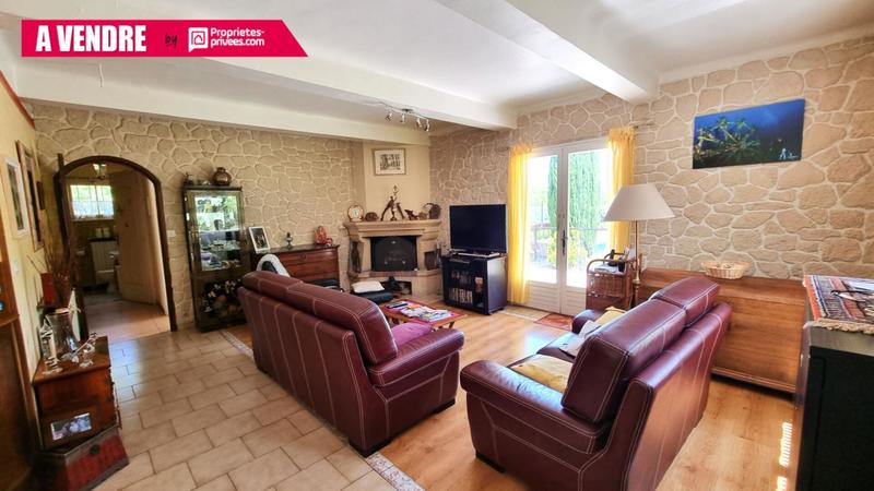 Maison - 237 m² - 9 pièces