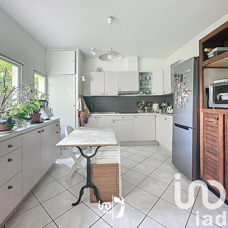 Maison - 246 m² - 7 pièces