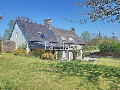 Maison - 139 m² - 5 pièces