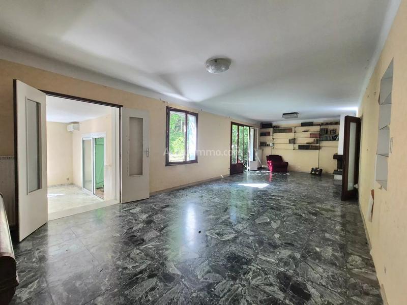 Maison - 200 m² - 7 pièces