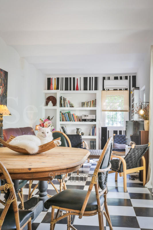 Maison - 140 m² - 5 pièces