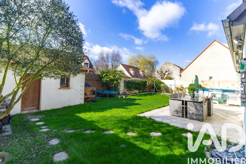 Maison - 137 m² - 6 pièces