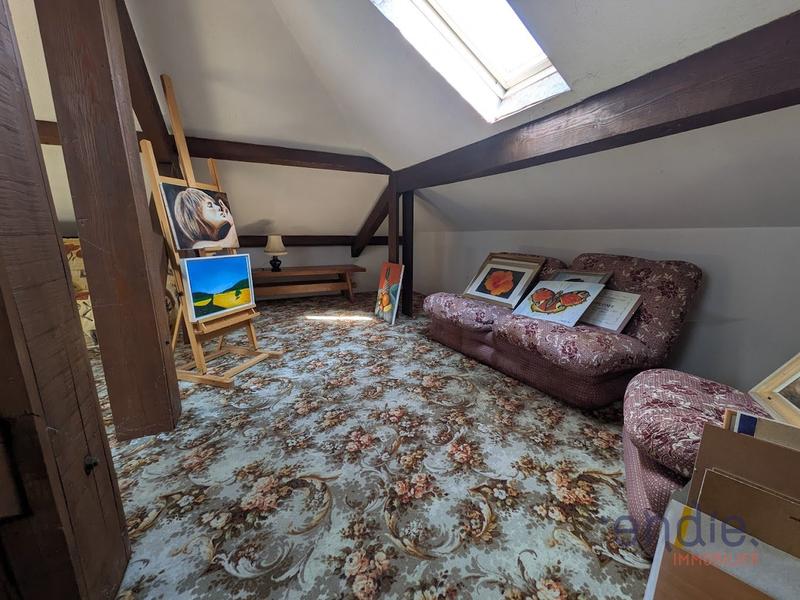 Maison - 120 m² - 8 pièces