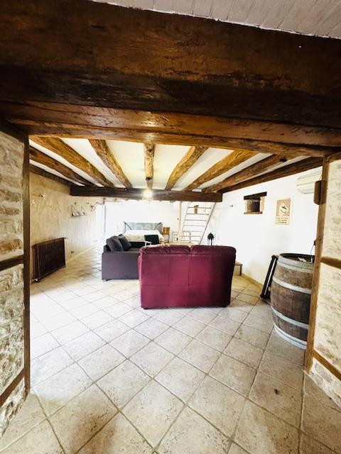 Propriété - 248 m² - 10 pièces