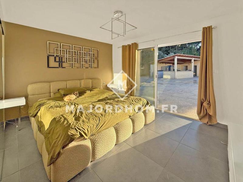 Maison d'architecte - 250 m² - 7 pièces