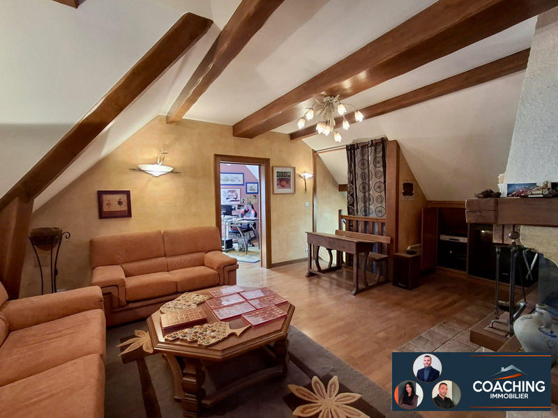 Villa - 168 m² - 8 pièces