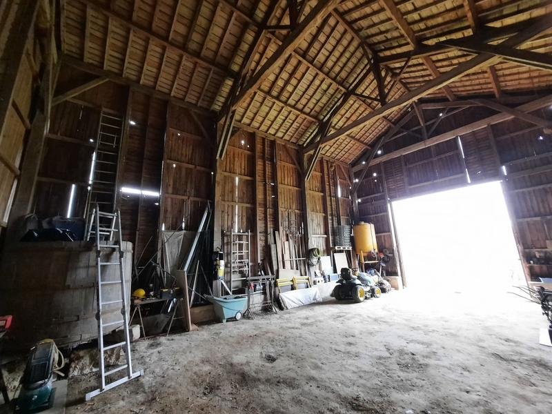 Maison traditionnelle - 302 m² - 7 pièces