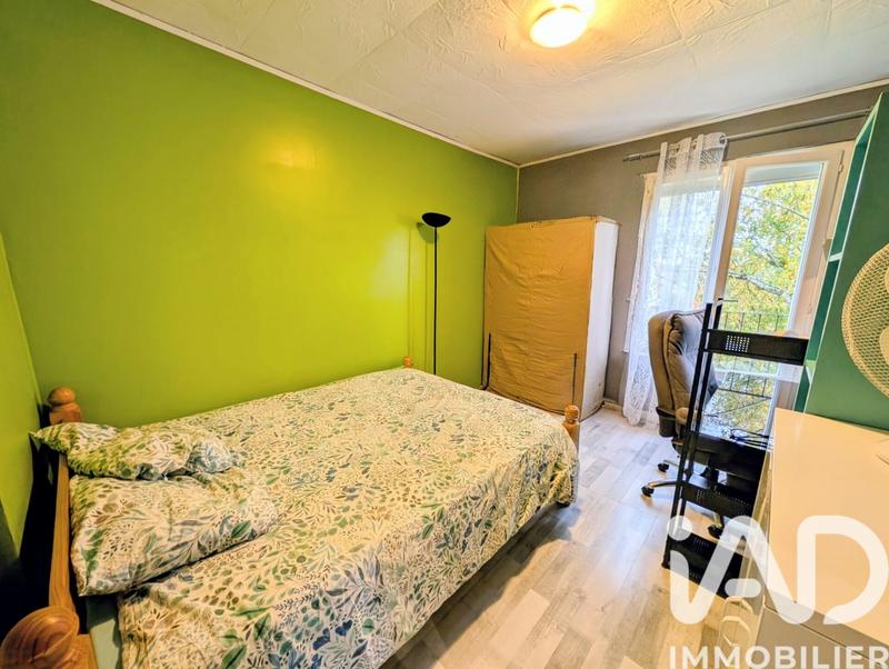 Appartement - 92 m² - 5 pièces