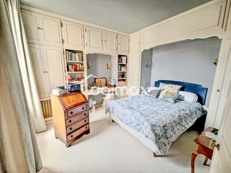 Maison - 137 m² - 5 pièces