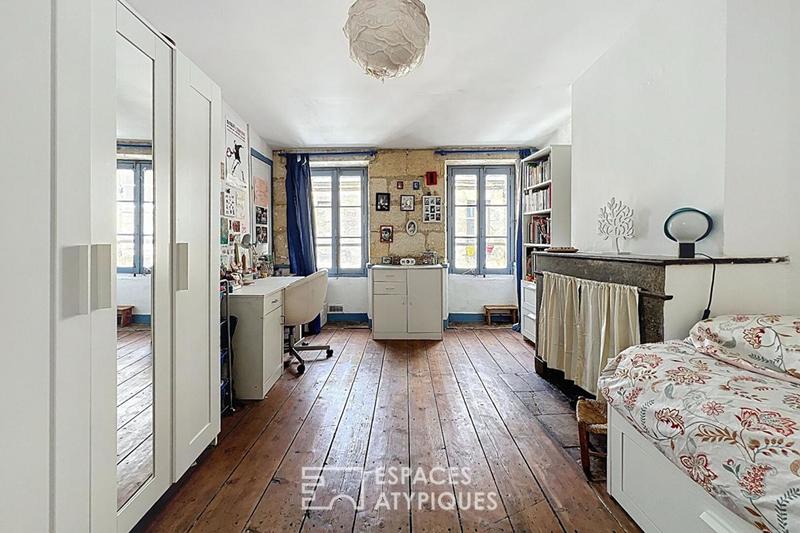 Maison - 260 m² - 5 pièces