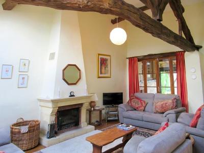 Maison - 240 m² - 9 pièces