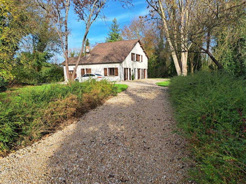 Maison - 176 m² - 6 pièces