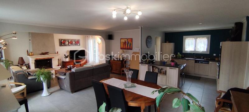 Maison traditionnelle - 104 m² - 5 pièces