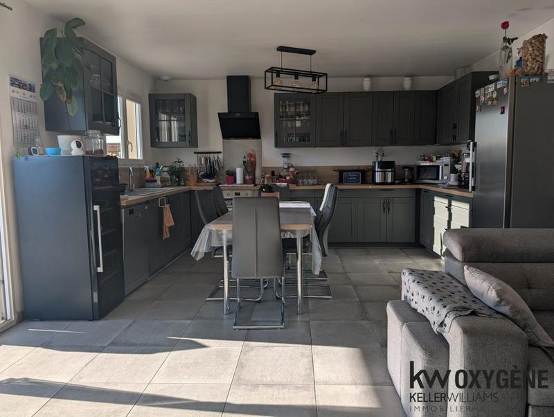 Maison - 80 m² - 4 pièces