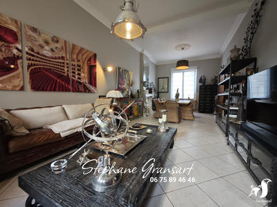 Maison - 253 m² - 8 pièces