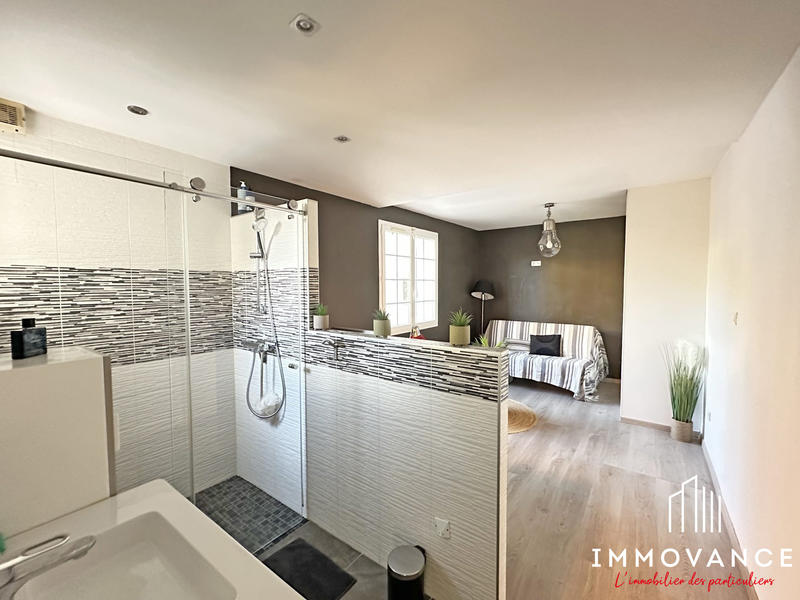 Maison - 200 m² - 6 pièces