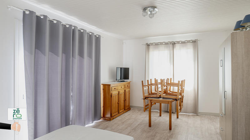 Maison - 187 m² - 7 pièces