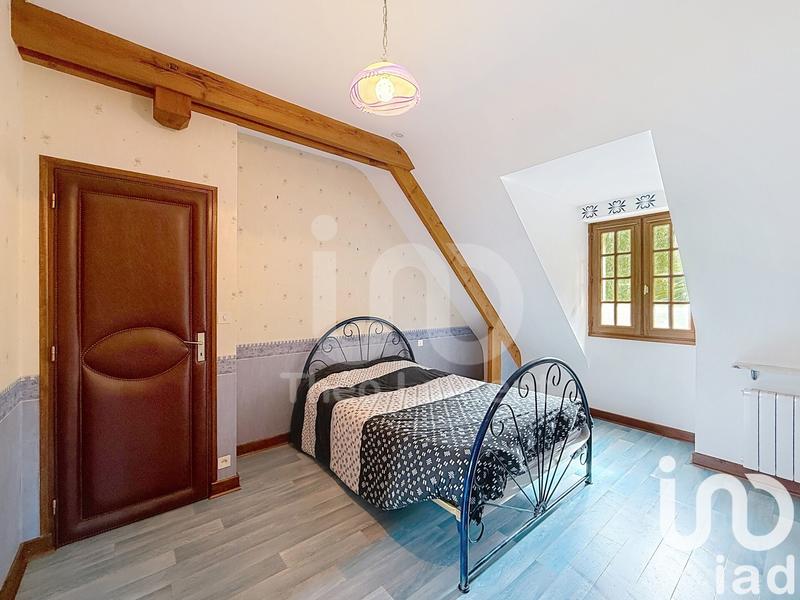 Maison - 200 m² - 7 pièces