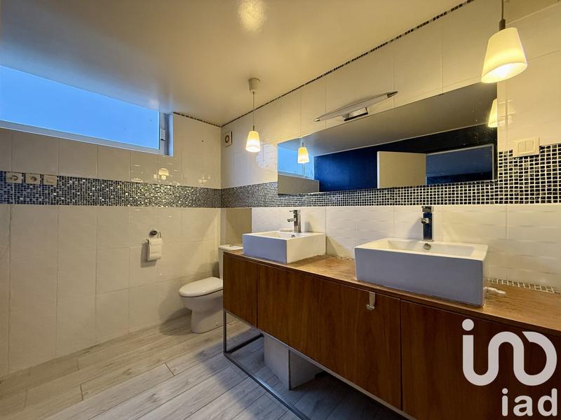 Maison de ville - 278 m² - 7 pièces