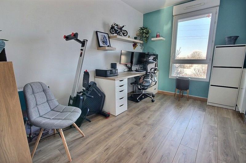 Appartement - 92 m² - 5 pièces