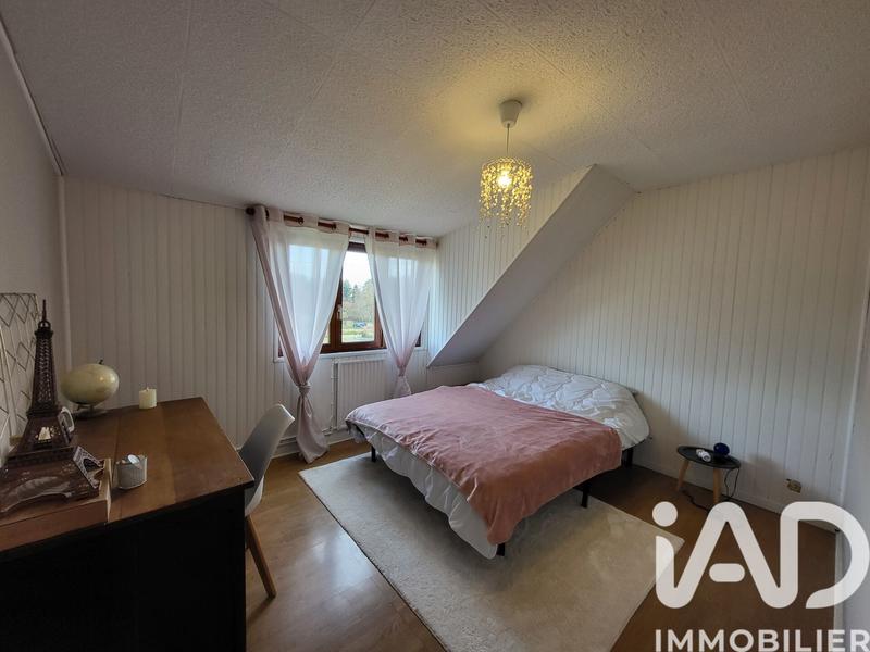 Maison - 95 m² - 5 pièces