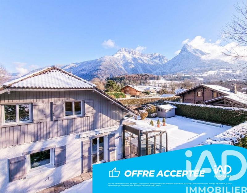 Maison - 138 m² - 5 pièces