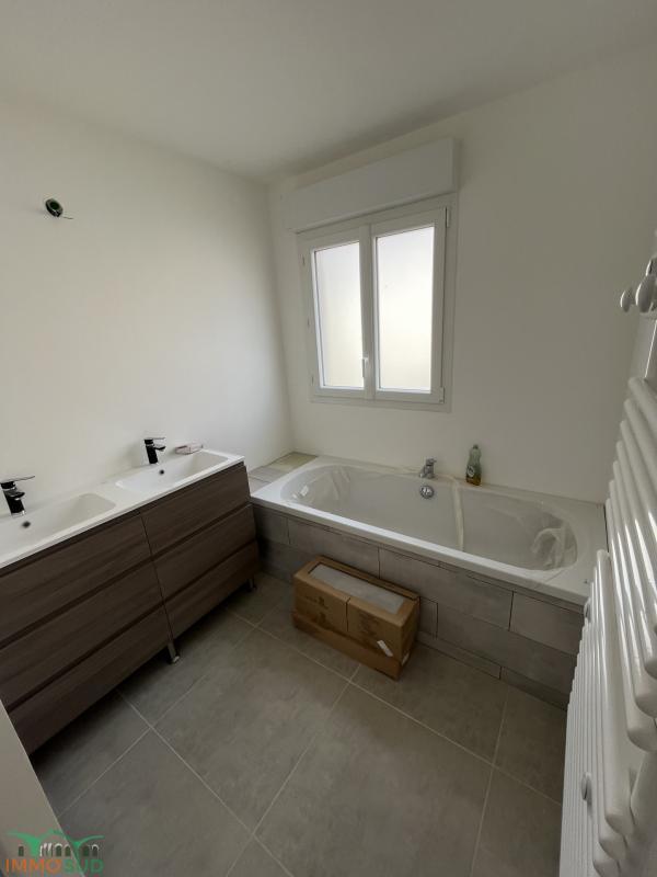 Maison - 90 m² - 3 pièces