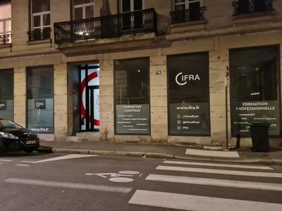 Bureau - 274 m² - 6 pièces