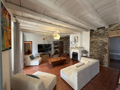 Appartement - 180 m² - 7 pièces