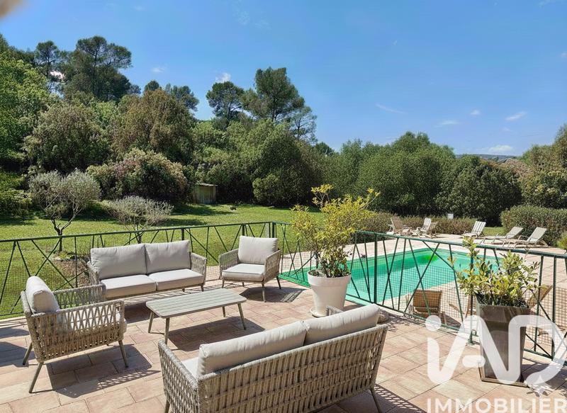 Maison - 192 m² - 5 pièces