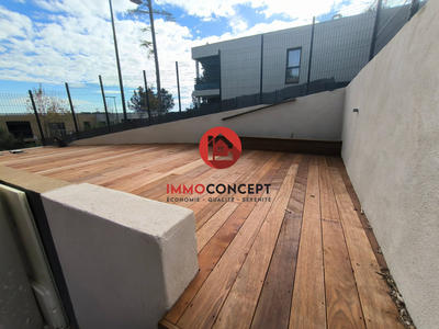 Appartement - 80 m² - 3 pièces