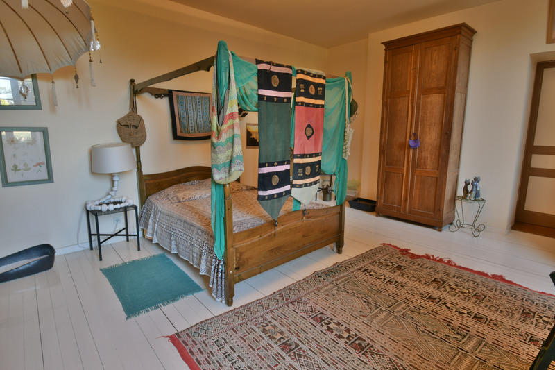 Maison de maîtres - 340 m² - 11 pièces