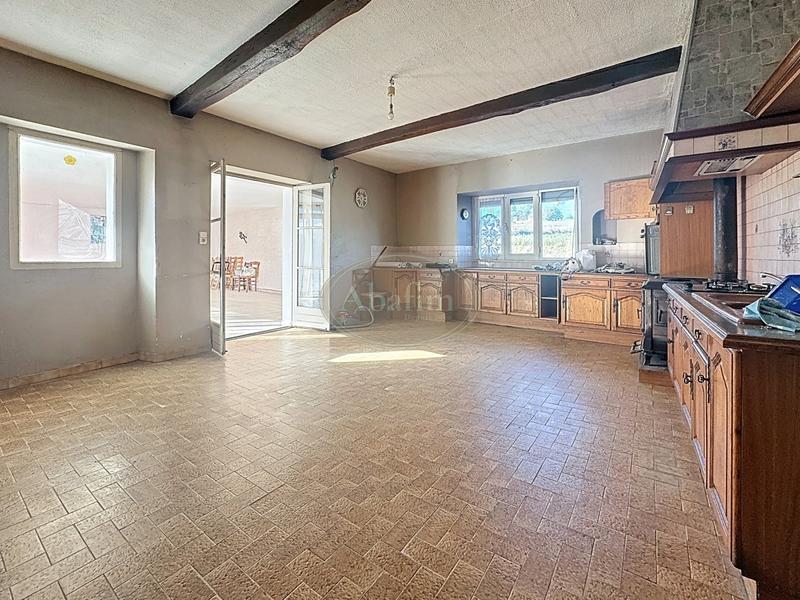 Maison - 300 m² - 10 pièces