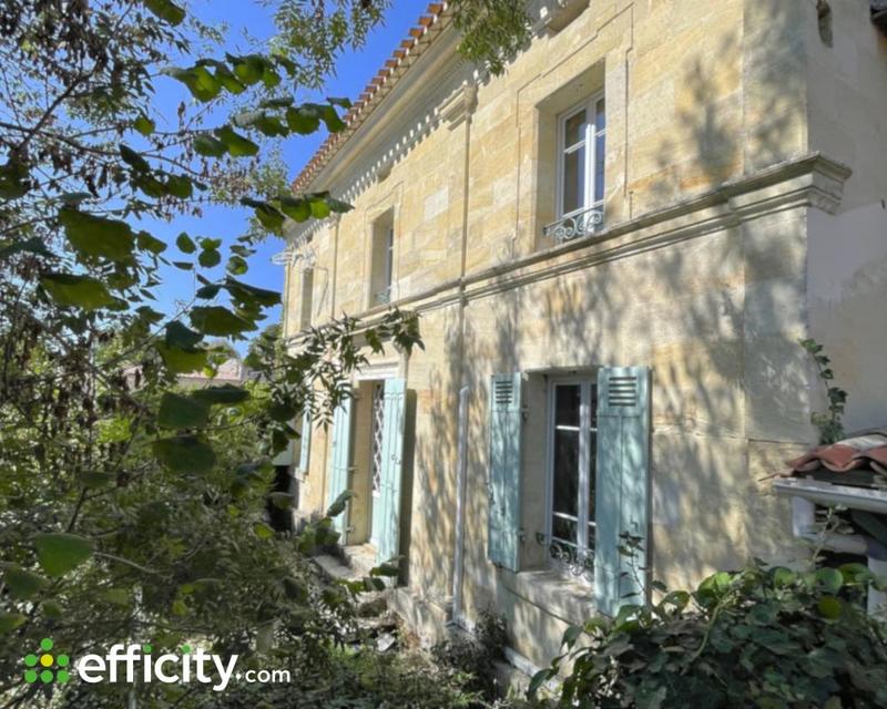 Demeure - 130 m² - 6 pièces