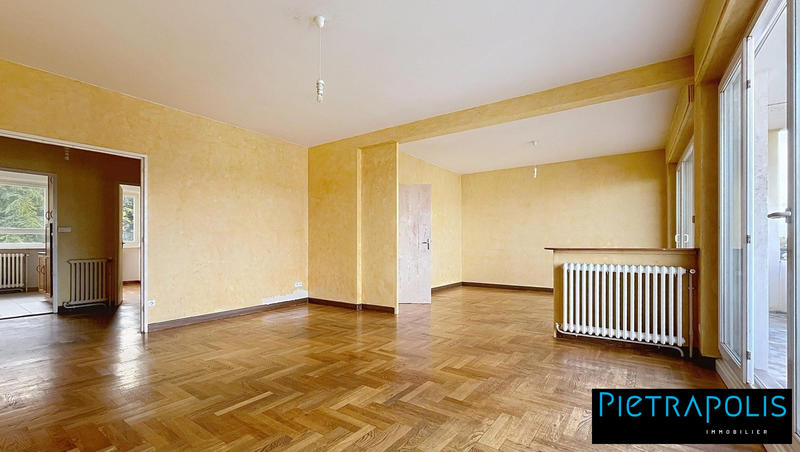 Appartement - 97 m² - 3 pièces
