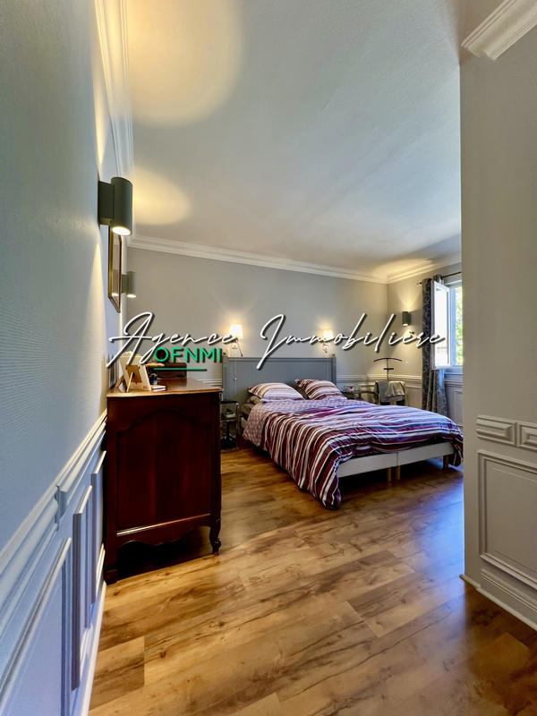 Villa - 192 m² - 7 pièces