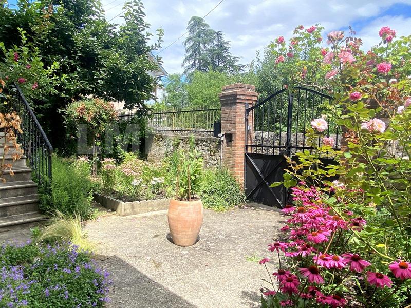 Maison - 167 m² - 7 pièces