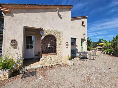 Maison - 177 m² - 7 pièces