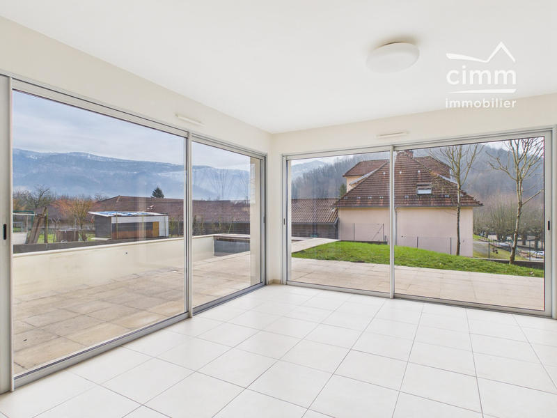 Maison - 127 m² - 5 pièces