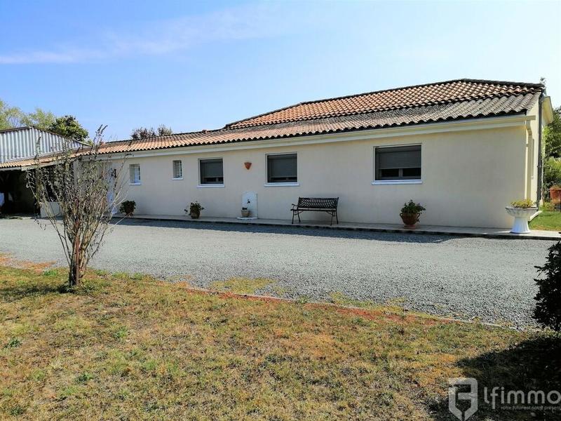 Propriété - 208 m² - 7 pièces