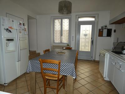 Maison - 324 m² - 9 pièces