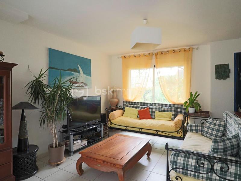 Maison - 100 m² - 6 pièces