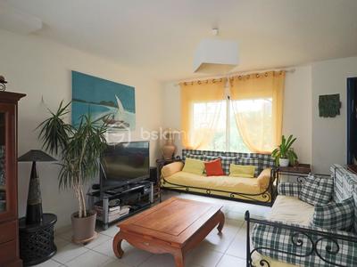 Maison - 100 m² - 6 pièces