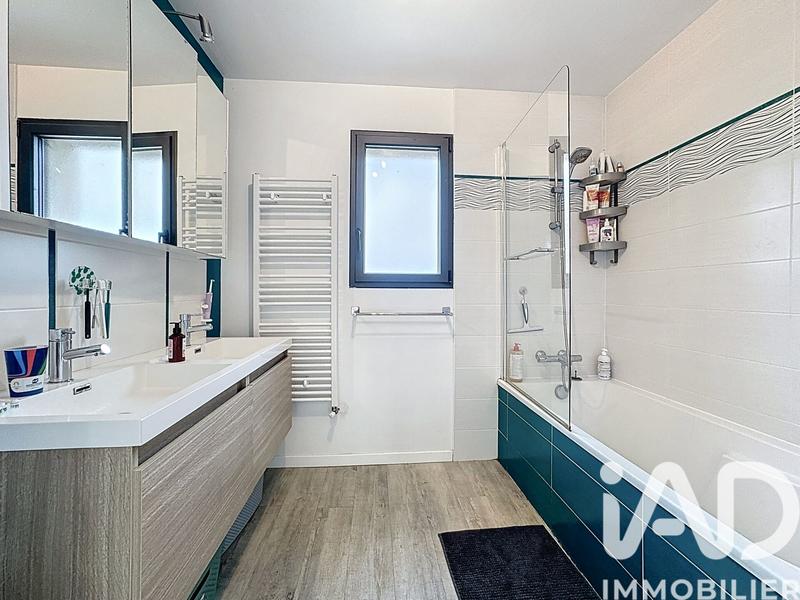 Maison - 128 m² - 5 pièces