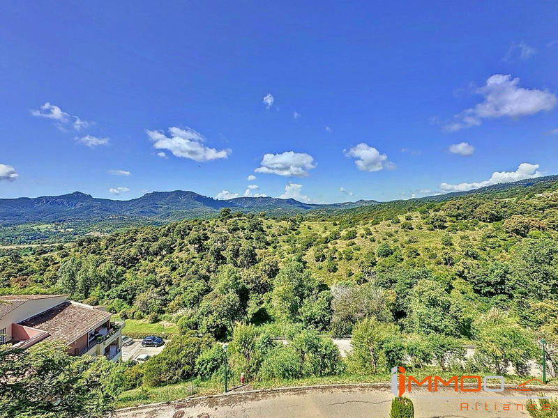 Appartement - 80 m² - 3 pièces