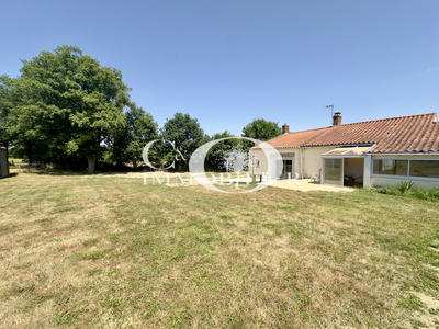 Maison - 138 m² - 5 pièces